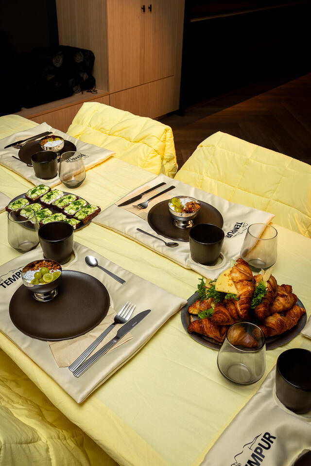 STORY RELATIONS X TEMPUR